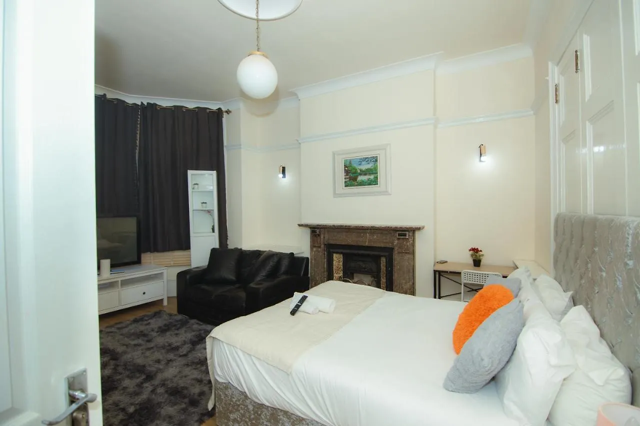 Couette-café Victorian Woods Bnb Ilford