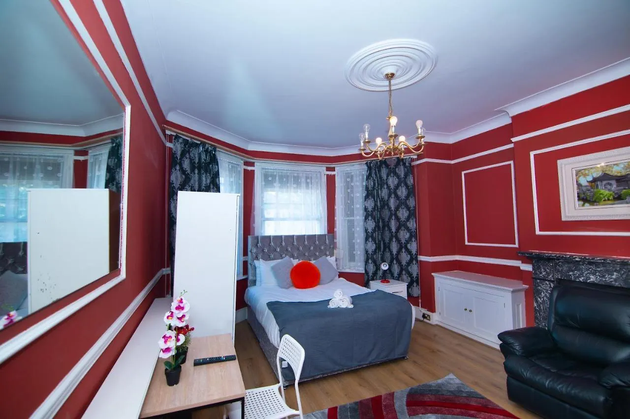 Victorian Woods Bnb Ilford