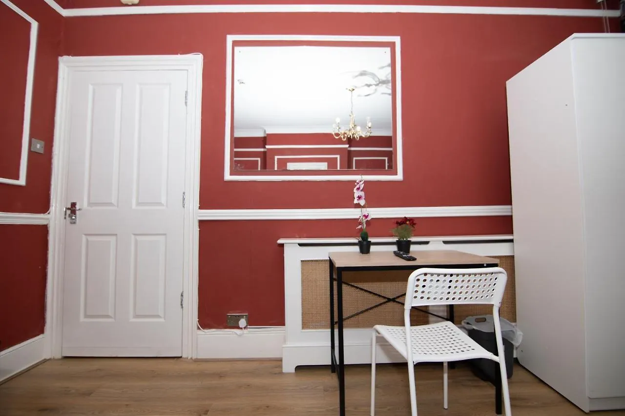 Victorian Woods Bnb Ilford