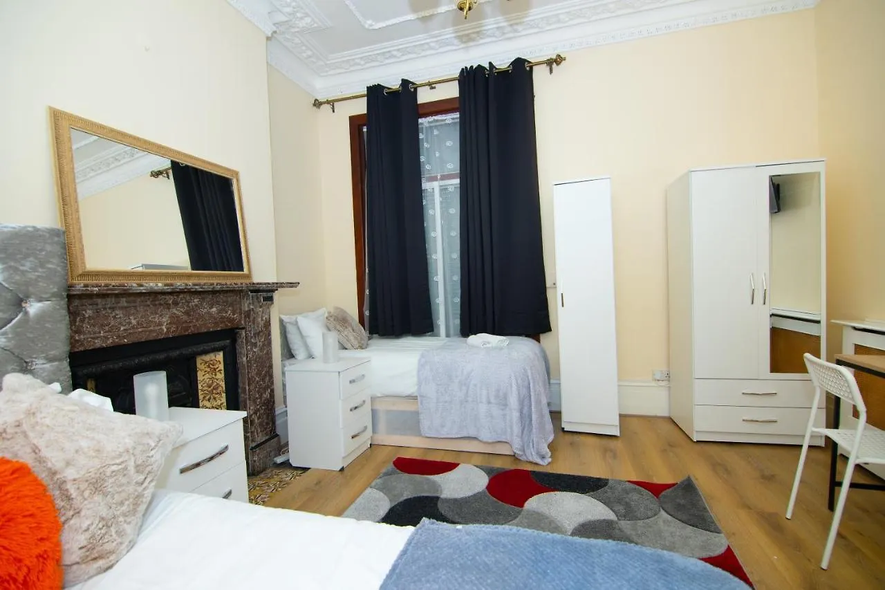 Victorian Woods Bnb Ilford
